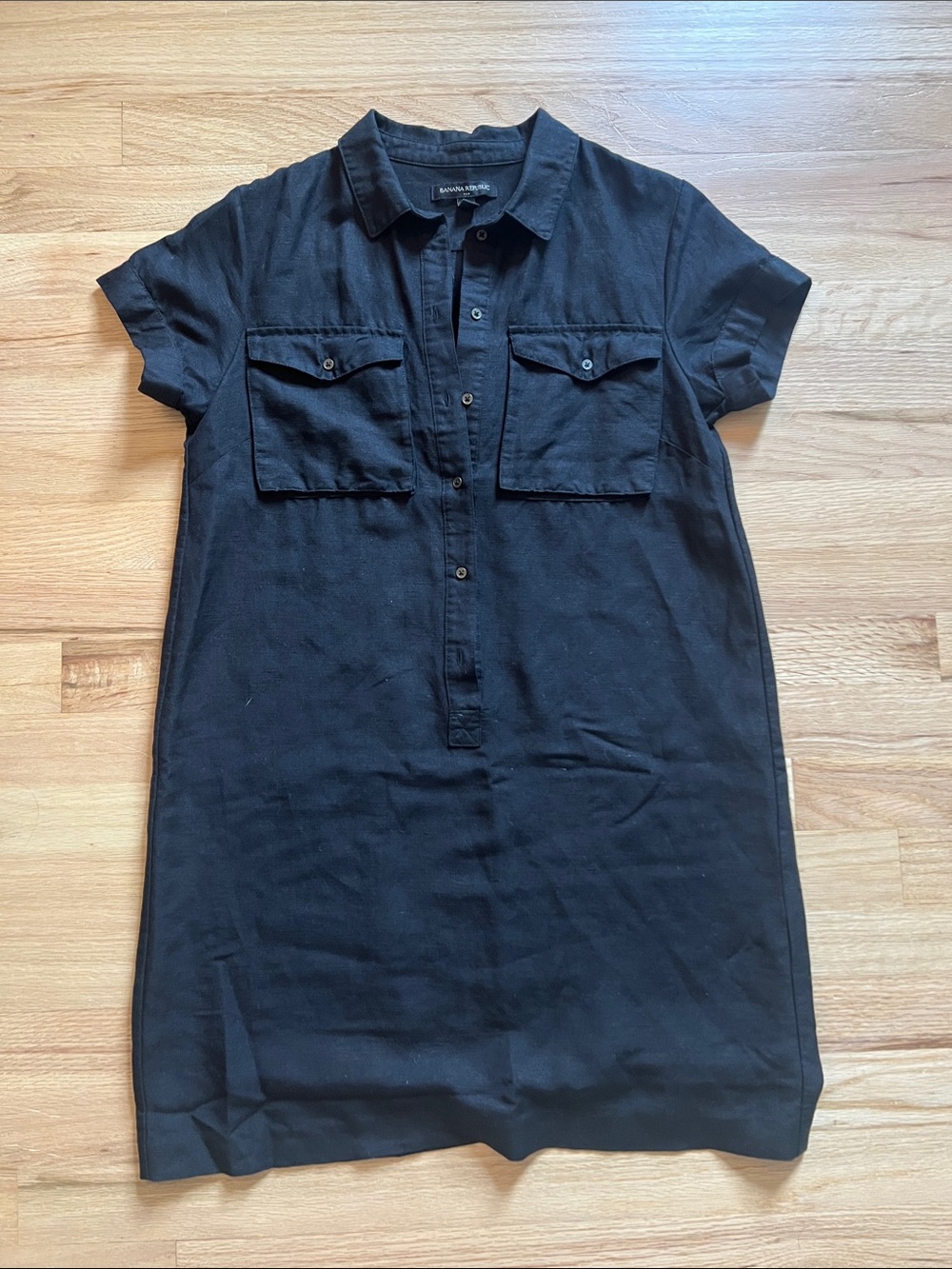 Banana republic black short sleeve linen blend dress